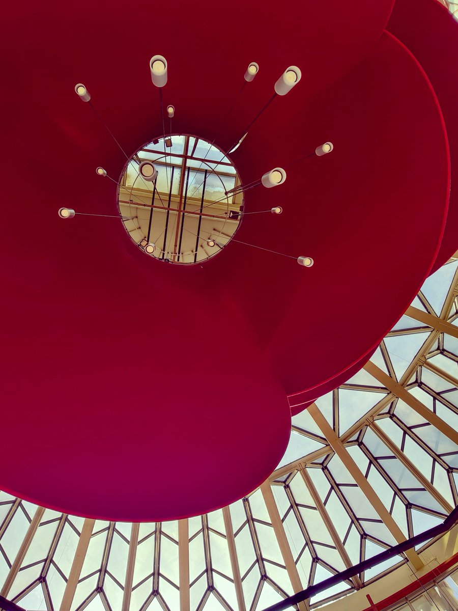 Hotel Silken Al-Andalus (@silkenalandalus) on Twitter photo Y desde aquí, ¿la habías visto?
Cambiar cómo miramos a veces es importante. Pero sea como sea no nos cansamos de la belleza de esta obra de <a href="/victorioylucchi/">Victorio y Lucchino</a>. Y desde aquí, ¿la habías visto?
Cambiar cómo miramos a veces es importante. Pero sea como sea no nos cansamos de la belleza de esta obra de <a href="/victorioylucchi/">Victorio y Lucchino</a>.