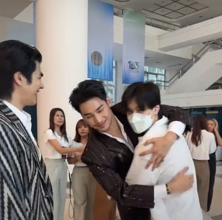 dempwoluvbb's tweet photo. อ่ายเบิ้ลมาจริง😭😭😭 https://t.co/6qmeDXpbax
