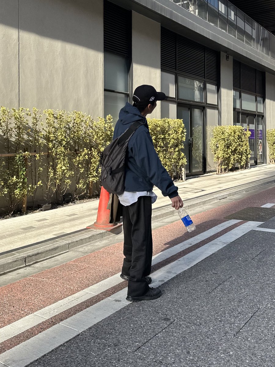 shk1_3's tweet photo. 春見据えてナイスなアノラックを購入 https://t.co/nLSdy0bnN3