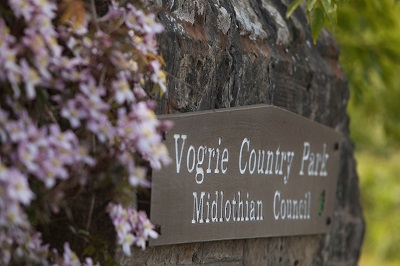 midgov's tweet image. With the Yellow Met Office warning for wind in place from 9am this morning until 5pm, #Vogrie Country Park remains shut. The outdoor early learning centre at the park has also closed.