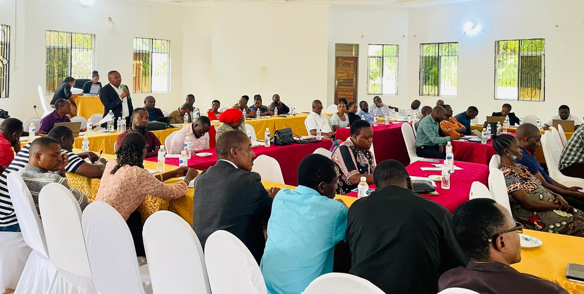 🗺️We re in Mpanda, Katavi 🇹🇿 for the Multi-stakeholders' workshop on governance of Natural Resources. 
Together with @SNV_Tanzania through #SUSTAIN project we aim to strengthen governance of the natural resources through multi-stakeholders engagement in the region. 🤝🌳🦩🌿💧