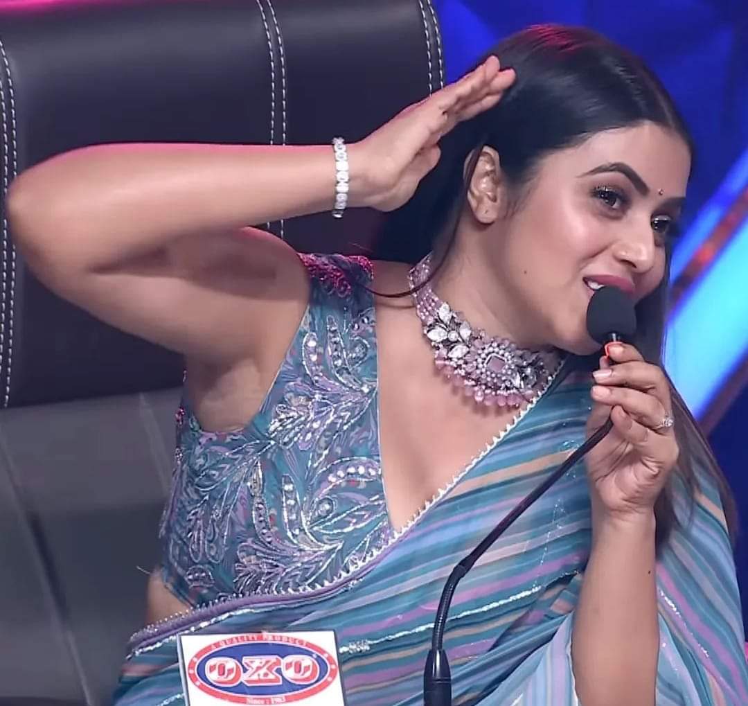 Image Dhee Poorna Latest Photo Shoot, Actress Hot Shamna Kasim Mallu Aunty, iiQ8