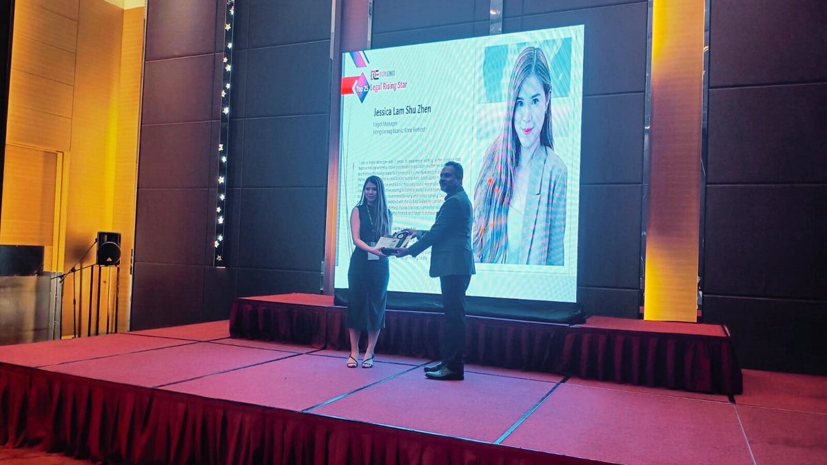 digitalconfex's tweet photo. A big thank you to Jessica Lam Shu Zhen, Legal Manager for their outstanding contributions and one of the winner for the category Top 25 Legal Rising Star. Your impact in the industry is truly commendable.
#digitalconfex #IPLConfex #IPLConfex2024 #iplegalconfex #iplegal #legal https://t.co/afXV0jxniz