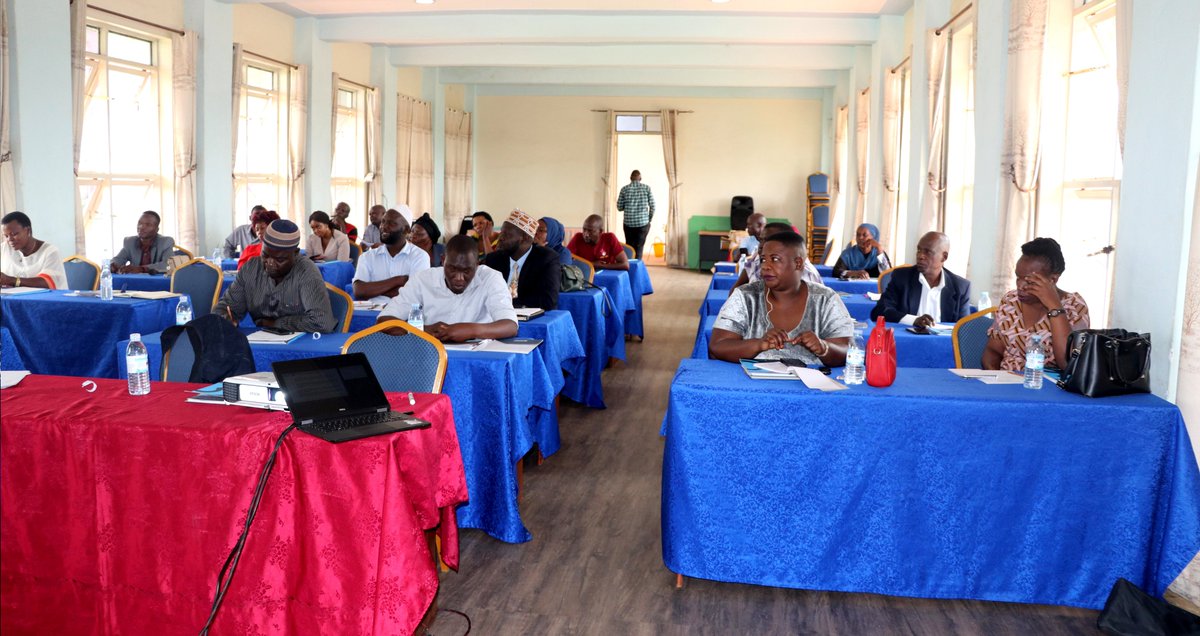 EPRC_official's tweet photo. Our interaction with small business owners in Mbale city about their recovery from the COVID-19 shock concluded successfully. Their issues are identical with many MSMEs across the country: lack of clarity on govt support, fear of taxation, expensive cost credit, etc #eprcat30 https://t.co/cj9gZCGjOu