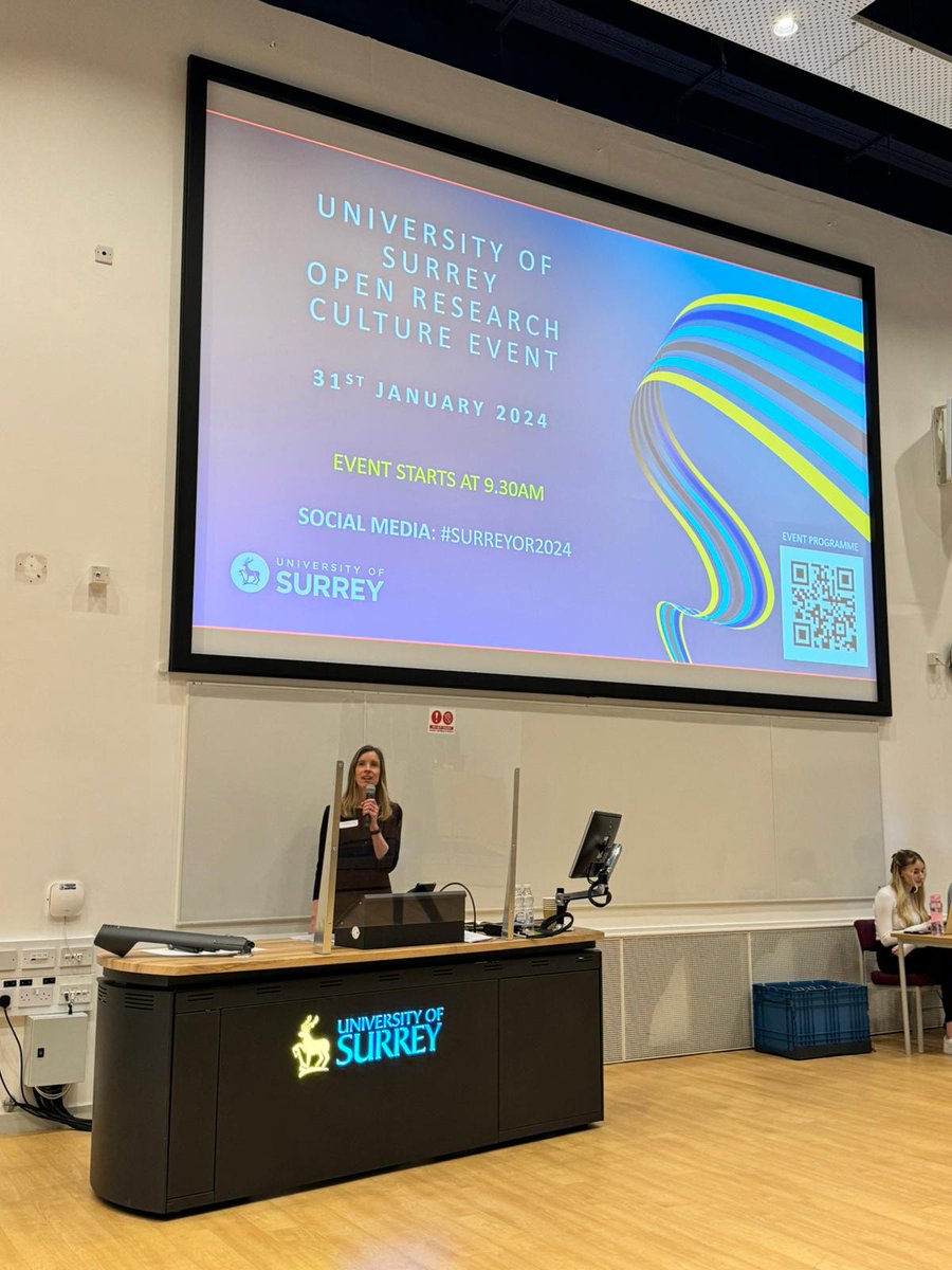 @LisaMCollins80 is opening the event by talking about the changing research landscape and how Open Research is integral to that change. #SurreyOR2024 <a href="/SurreyOR/">SurreyOpenResearch @SurreyOR</a>