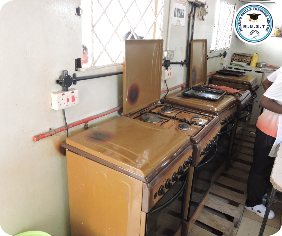 msdp254's tweet image. 🎓Contact us on 0716 713 453 or 0716 598 791🍪 Intake ongoing.
Mukuru Skills Training Centre is a project of @msdp254
#msdp #VocationalExcellence #CulinaryArts #EnrollNow 🌍🔥

Nyayo House