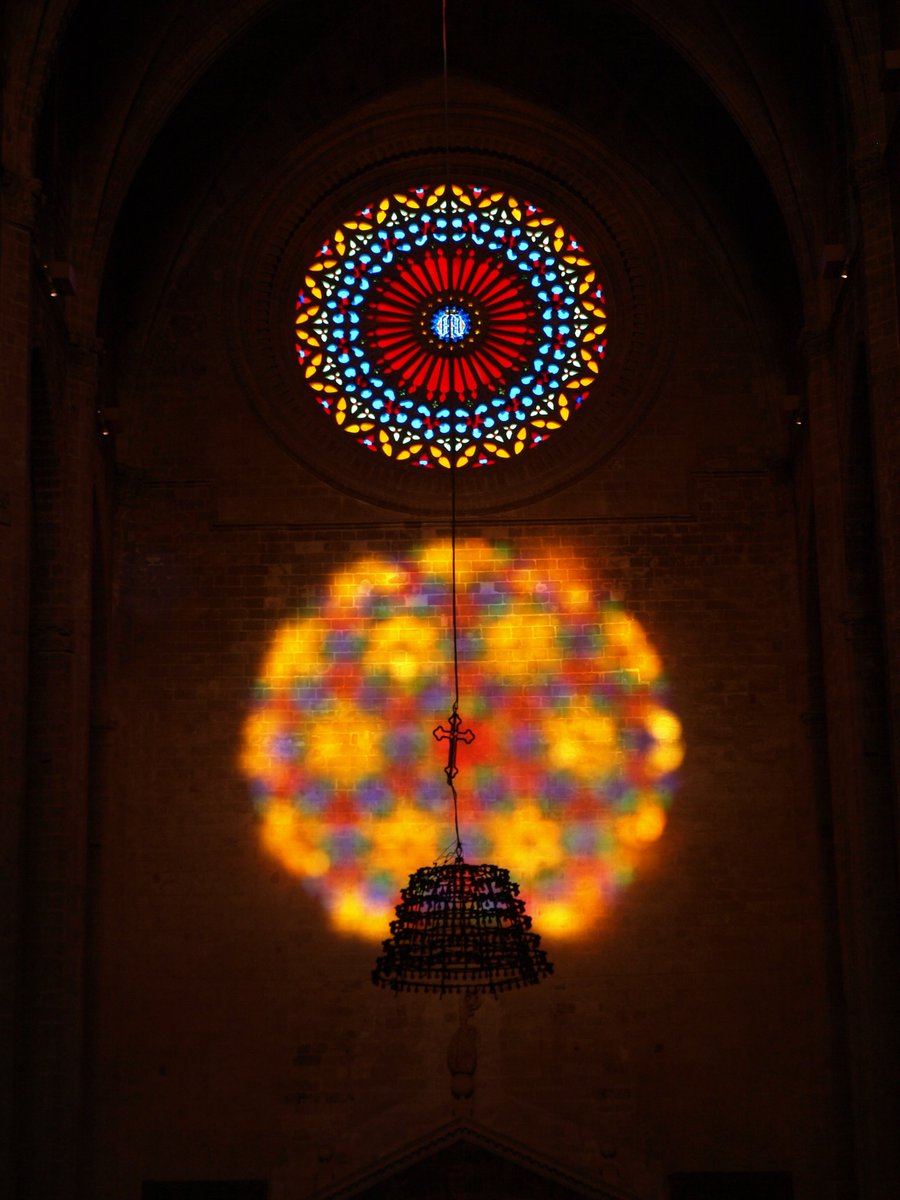 Palma (@passionforpalma) on Twitter photo Puntual a su cita, el día de la Candelaria tiene lugar la Fiesta de la Luz en la <a href="/Catedralmca/">Catedral de Mallorca</a> 😍.
¿Sabes en qué otro momento del año puedes disfrutar de este bello efecto visual? ☀️
#VISITPALMA
📷catedralmca Puntual a su cita, el día de la Candelaria tiene lugar la Fiesta de la Luz en la <a href="/Catedralmca/">Catedral de Mallorca</a> 😍.
¿Sabes en qué otro momento del año puedes disfrutar de este bello efecto visual? ☀️
#VISITPALMA
📷catedralmca