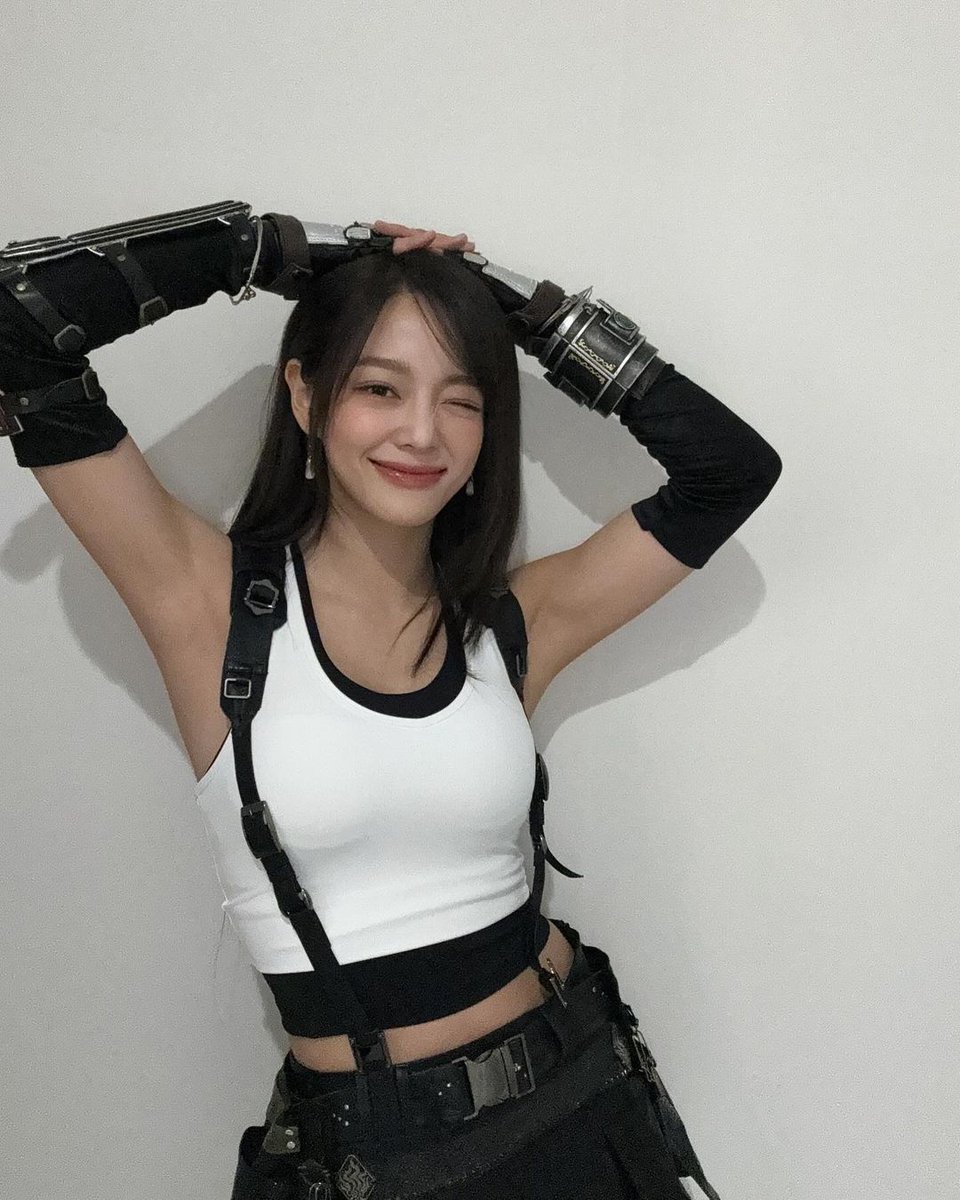 kpopsapphic's tweet photo. Sejeong https://t.co/vOW11y7xkC