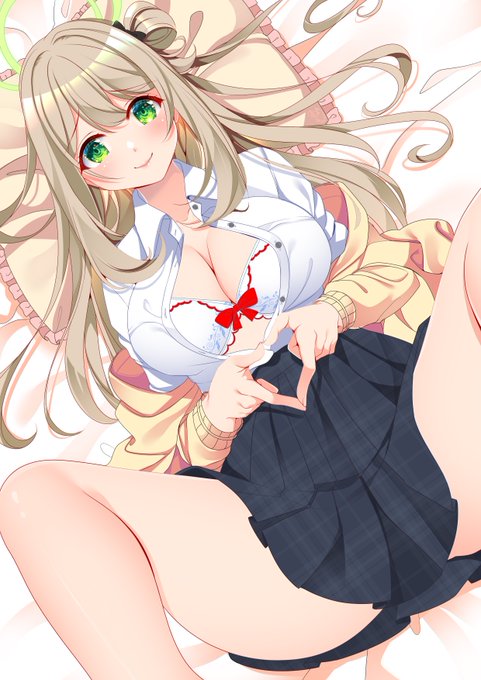 たくさん見て頂きありがとうございます🎶
1年半前に描いたノノミちゃんから圧倒的に成長してる気がします💓💕💕
いかがでしょうか❓🌟 