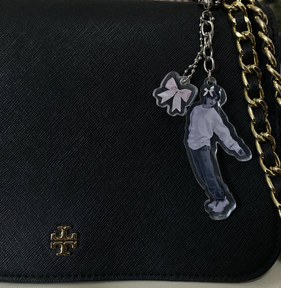 lilixiedumpling's tweet photo. going out tonight~

𐙚 ‧ i'm obsessed 

@m00dstudio #m00dytime https://t.co/CcZQsNvUXj
