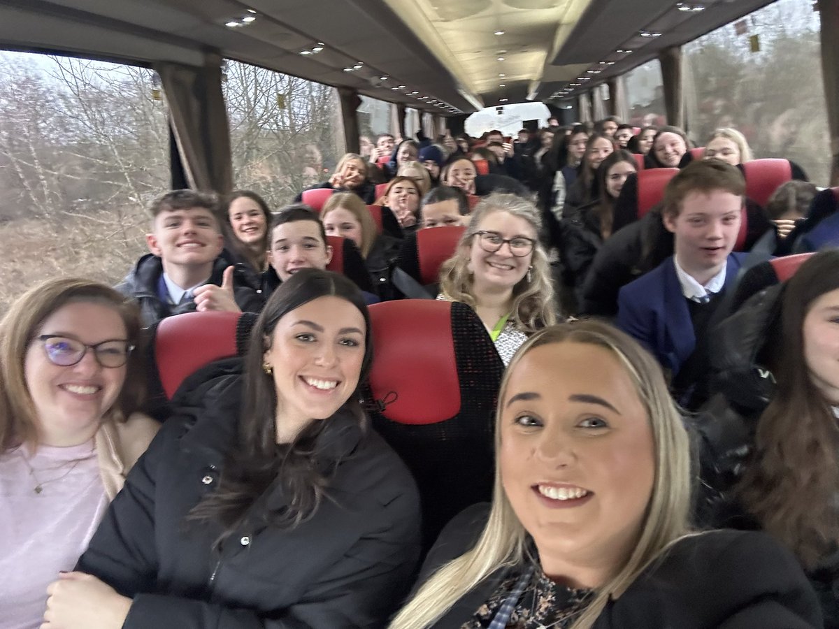 MissCarneyML's tweet photo. S2/3 French trip to the cinema 🇫🇷 🎥 🍿 #frenchiesontour #onyva https://t.co/NgEOt74zn8