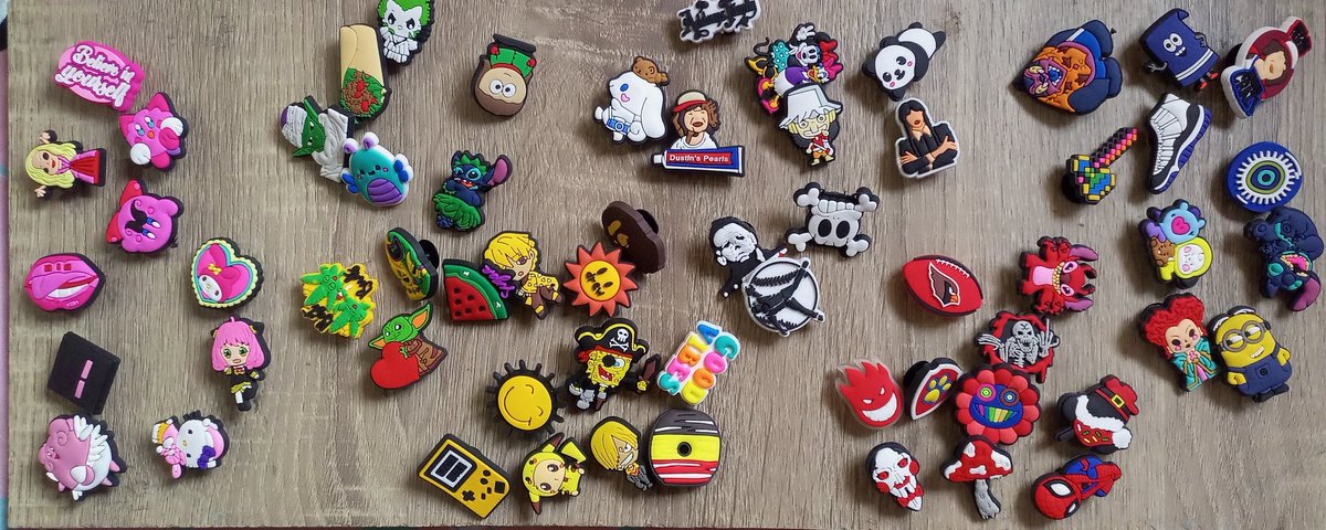 Laurryberry's tweet image. Are you a Crocs Lover, it's time to get creative with them. With Jibitz Crocs Charms, you can show off your hobbies, your favourite fictional Characters, or your sense of humor. Call or Whatsapp: 08035922379 to order.
#CrocCharms #Crocs #crocslife