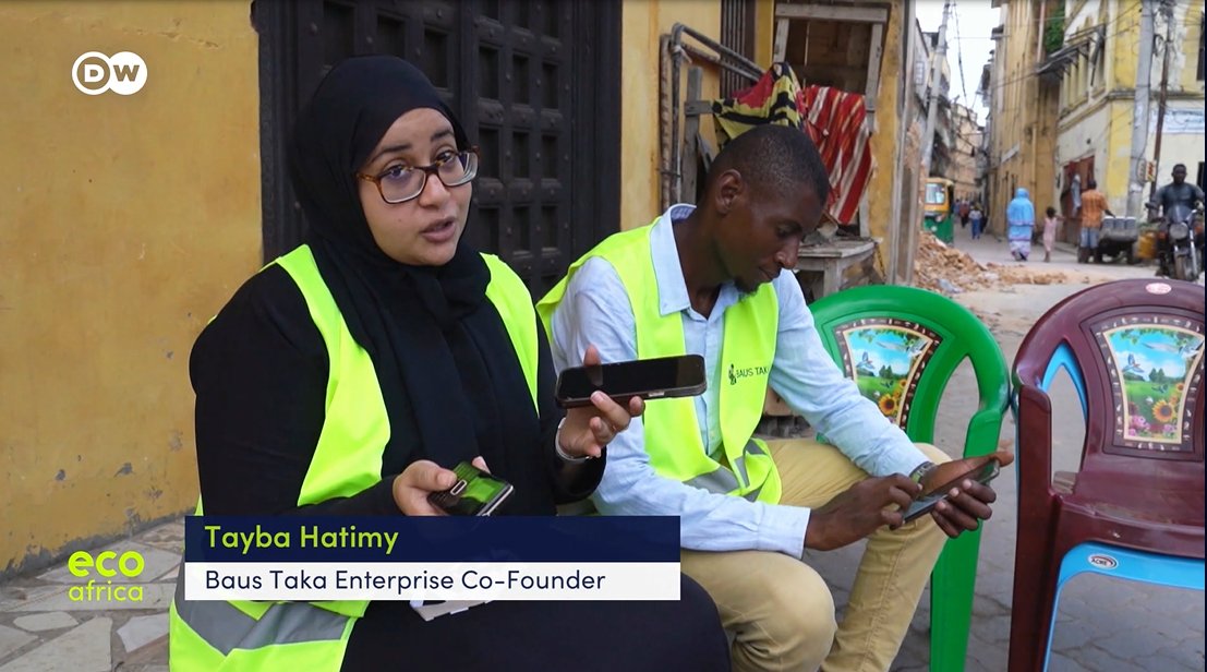DanielPlafker's tweet image. Tech-enabled solid waste management is targeting the stubborn problem of trash on Old-town #Mombasa's historic streets. App users can report illegal dumping and order household pickups of recyclables in exchange for cash and medical services.
Shot for DW.
dw.com/en/high-tech-m…