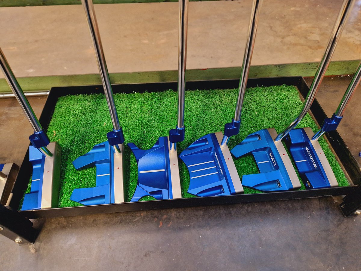 matiputters's tweet photo. these are almost ready too....

#matiputters #madeinitaly #milled #ss303milled #customputters #customgolfclubs #golflife #pgaeuropeantour #topshaft #pgatour
@follower 
 Feel the difference 
matiputters@gmail.com 
https://t.co/HpCJy0qFBp https://t.co/IH6kDjRcBu