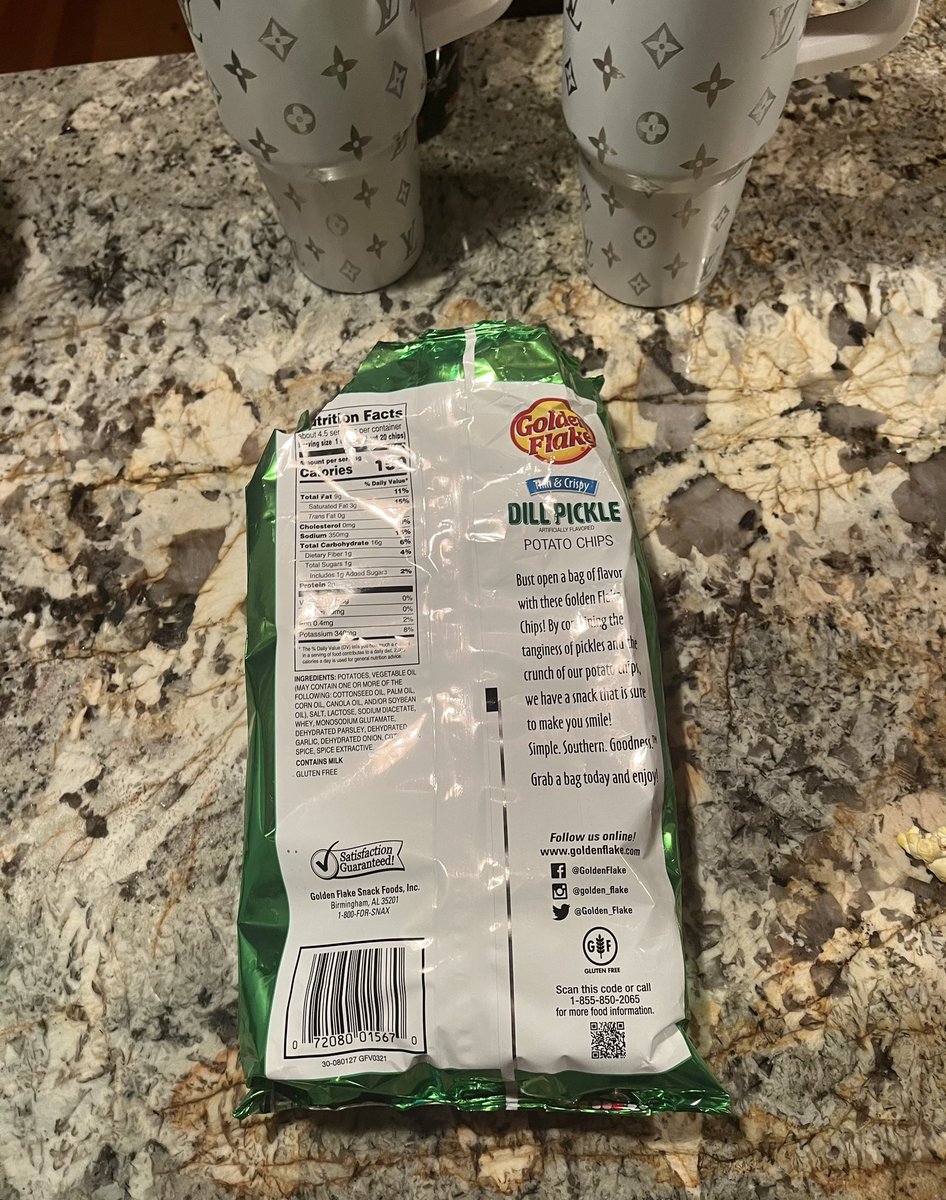 BranMcCall's tweet photo. @Golden_Flake these are sour cream and onion in a dill pickle bag. Heads up. Might wanna call your QC team 🤣 https://t.co/O4vBAeBF6B