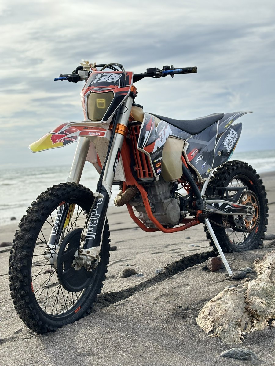 jackbali12's tweet image. Mantaaeee😎
#ktm450
#sixdays