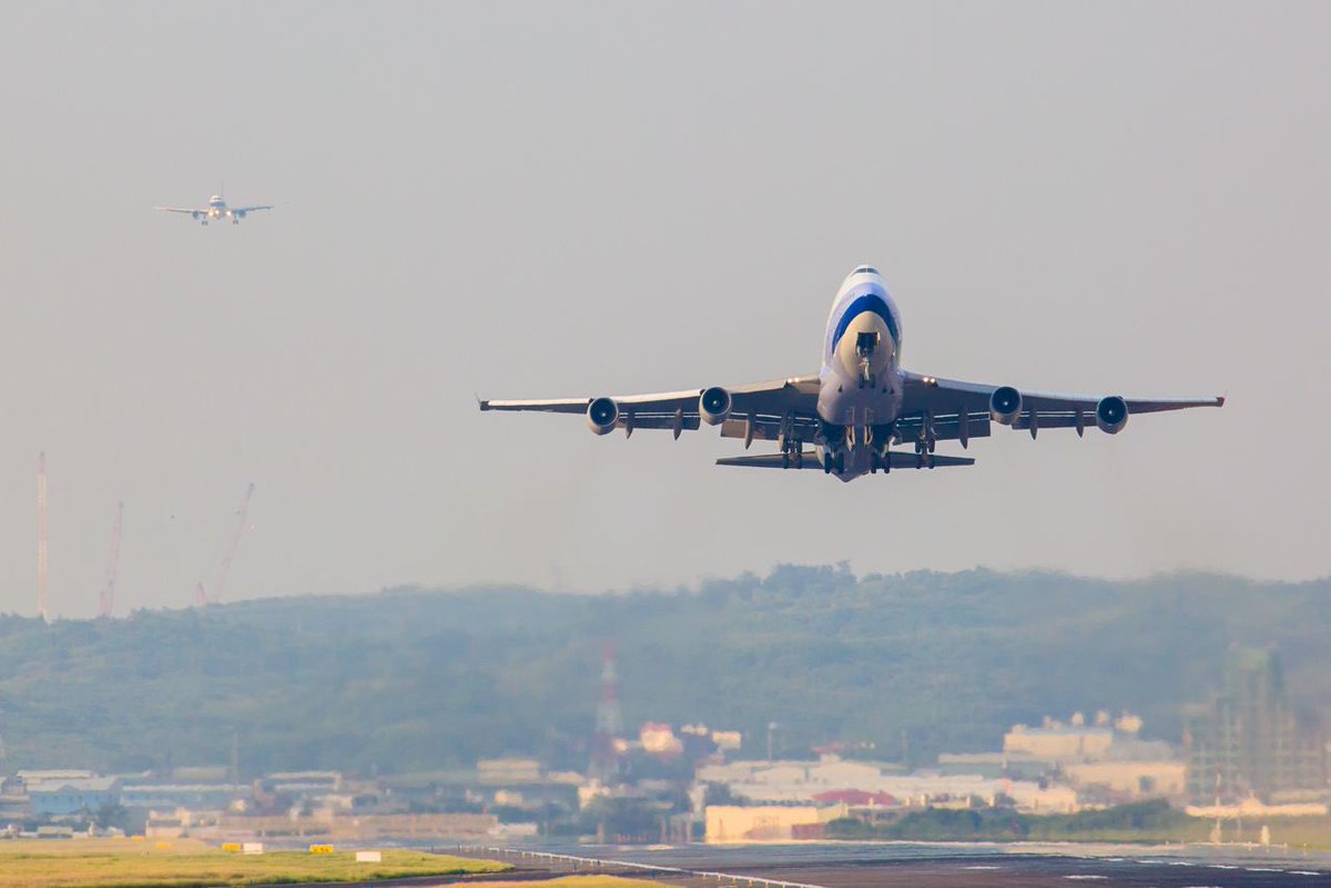 #China’s unilateral adjustment of M503, W122 & W123 flight routes over the #TaiwanStrait without mandated @ICAO consultation gravely jeopardizes regional aviation safety & cross-strait stability. #Taiwan🇹🇼 strongly condemns this irresponsible act & demands immediate negotiations.