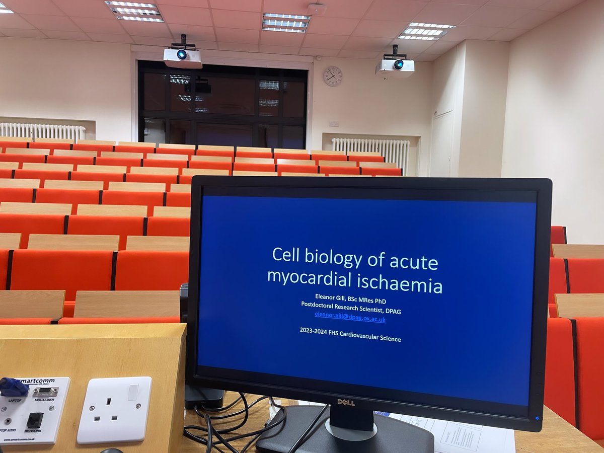 Eleanor_Gill's tweet photo. First ever UG lecture completed! https://t.co/0OxwqHNBAl