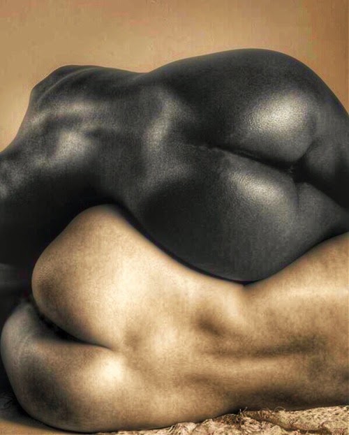 Xersex2009's tweet photo. #yin & #yang for my #twitterfamily
happy #NewWeek & #mongay https://t.co/UHzdqPF5k5