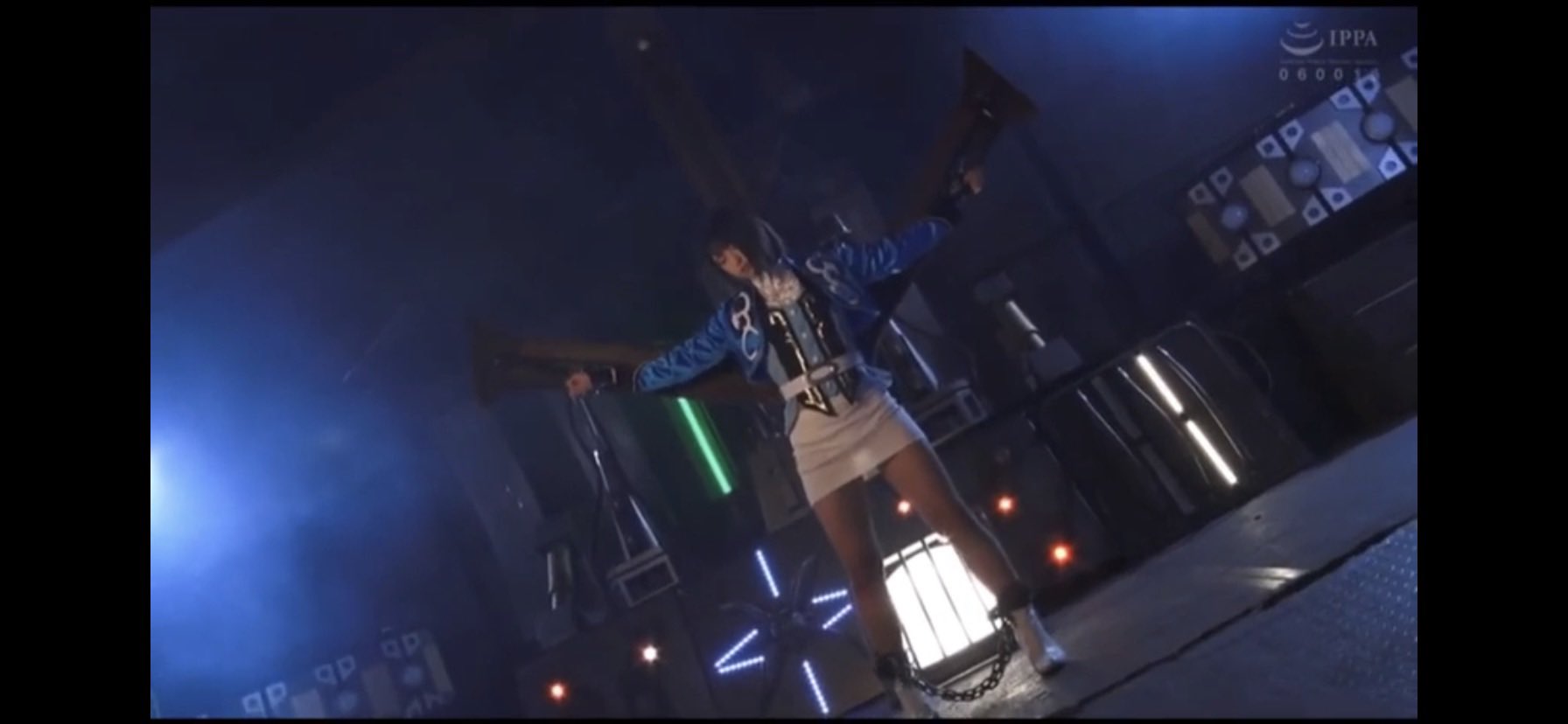 GIGA ヒロイン 磔拘束 