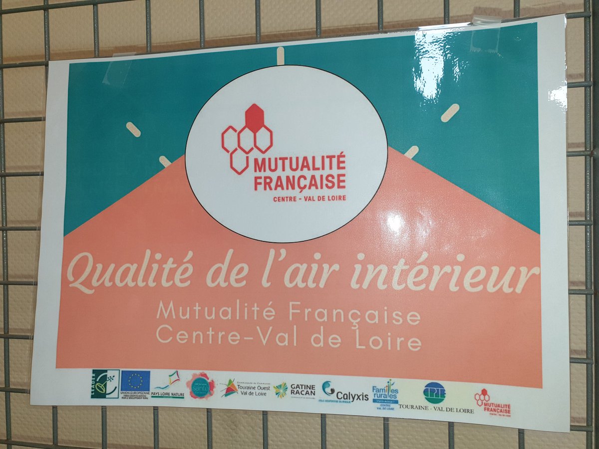 CEI_MFCVL's tweet photo. Aujourd'hui, à Coteaux sur Loire, journée #santeenvironnement organisée par par le CLS du Pays de Loire Nature.
Nombreux stands en lien avec l'habitat🏡 dont la #QAI avec @CEI_MFCVL de la @Mut_MFCVL
afin d'agir pour de bons gestes au quotidien👍
Merci pour le très bon accueil🙏 https://t.co/Z24iDpDSlu