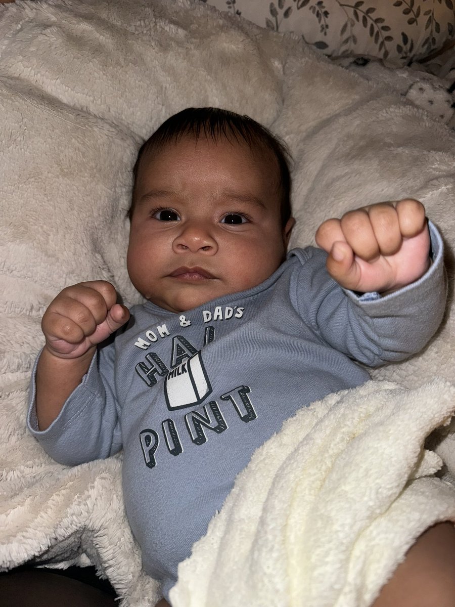 qmaiahudson's tweet photo. Boy mom🩵 
Isn’t he the cutest :) https://t.co/3Hz10nSxCD