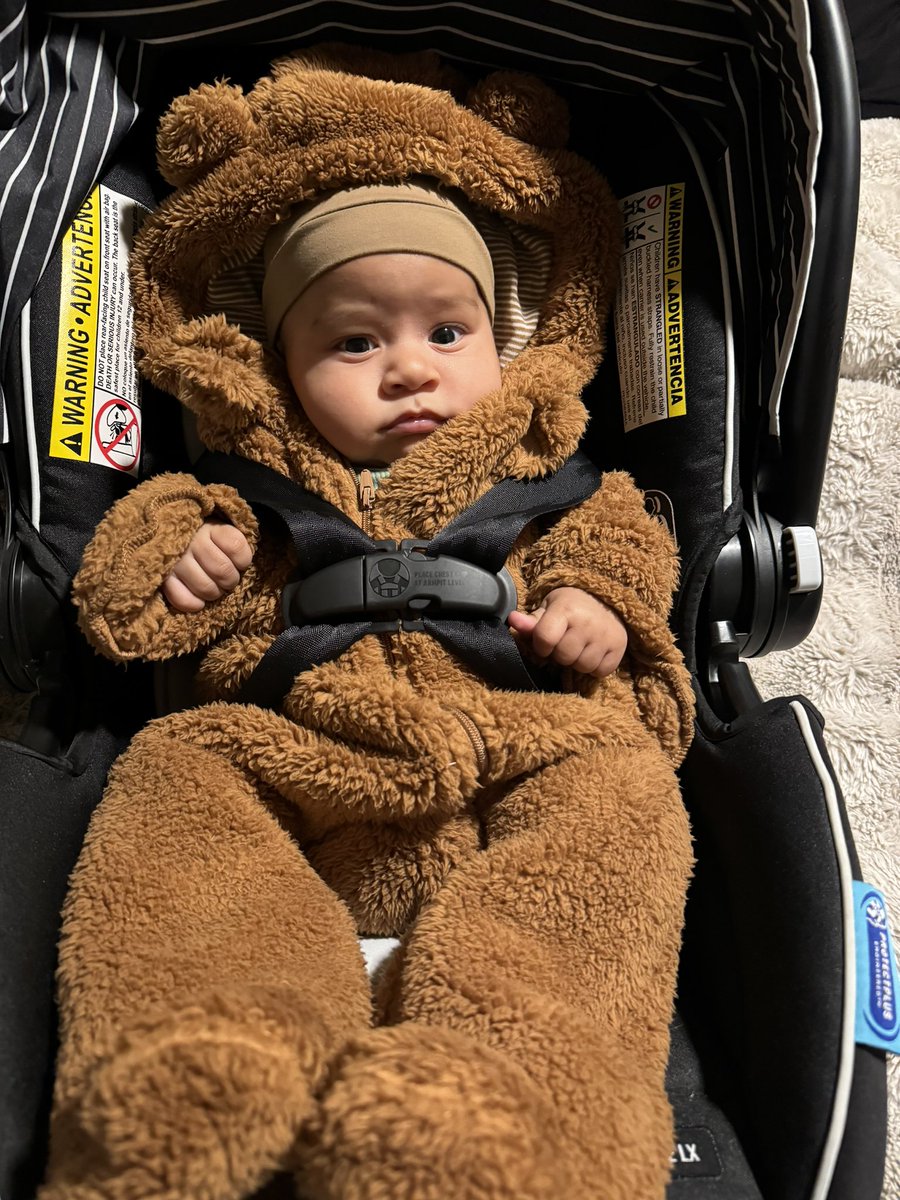 qmaiahudson's tweet photo. Boy mom🩵 
Isn’t he the cutest :) https://t.co/3Hz10nSxCD