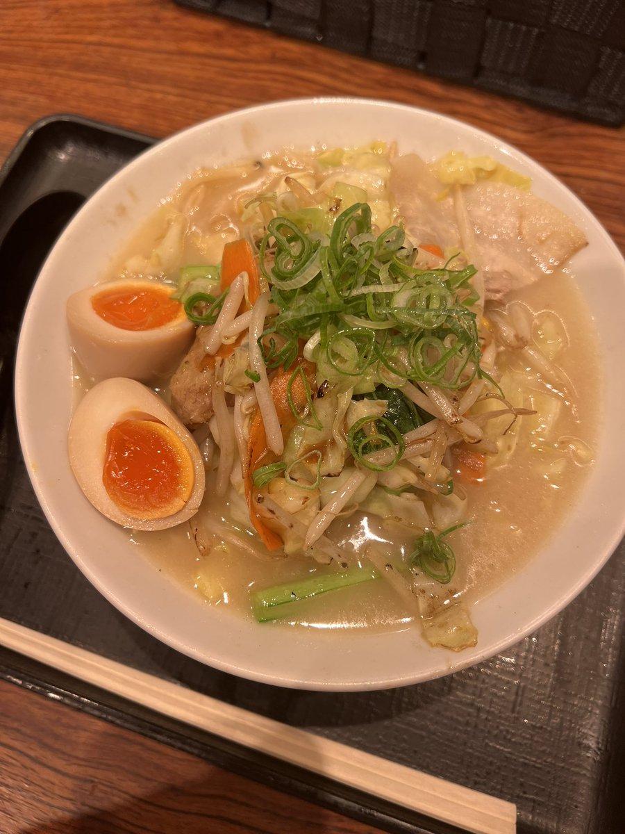 ookuiip's tweet photo. 市ヶ谷の札幌タンメン^ ^ベジ逹 #美味しいタンメン https://t.co/HS56EzNzsu