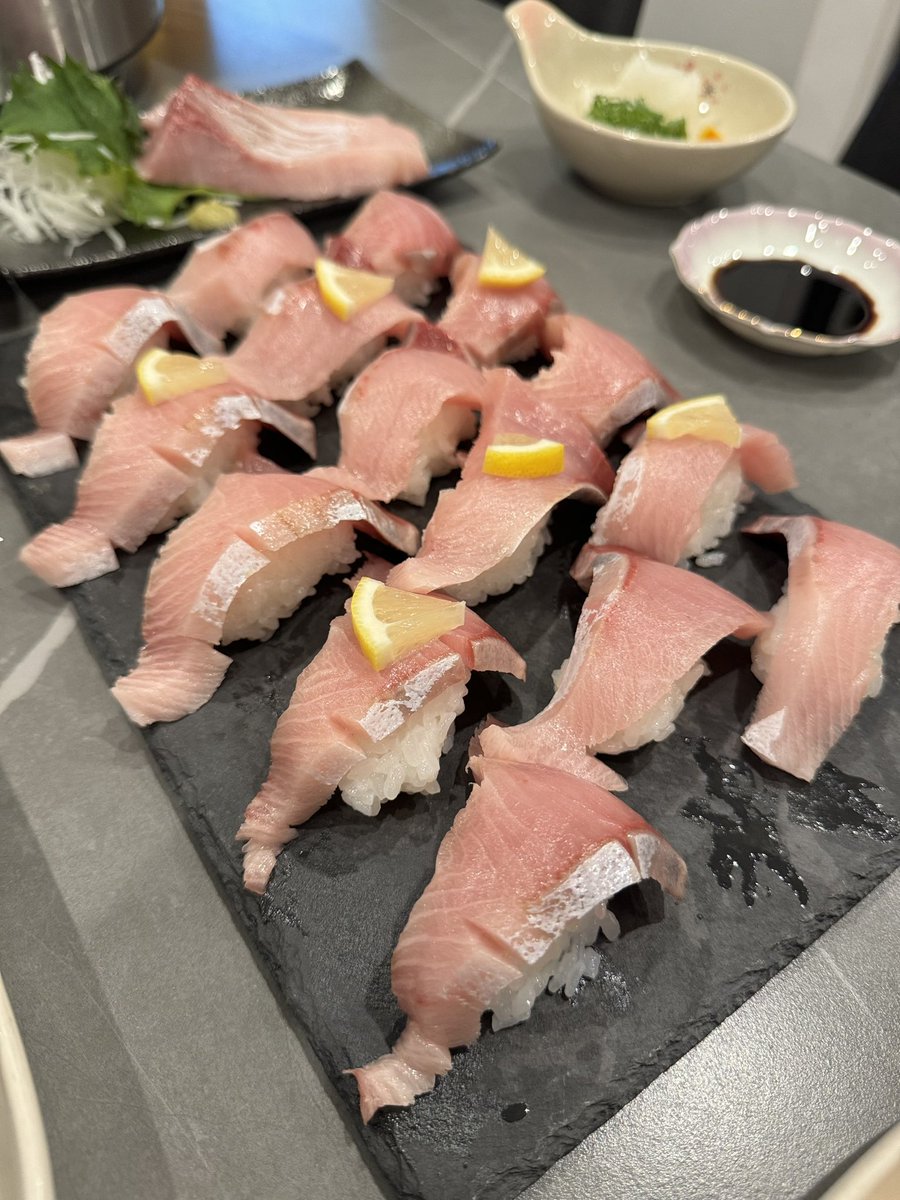 PON_chan37's tweet photo. ←コレがこう→😋 https://t.co/VkNOk9lZJW
