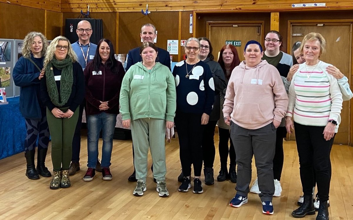 Health Secretary @MathesonMichael visited the Phoenix Centre Drumchapel to meet with members of Chance 2 Change to learn about their experiences of peer support and discuss how those living with health inequalities can influence health services and policy.