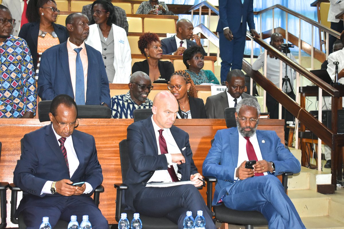 We were honored to host the new Chancellor for the @uonbi , Prof. Patrick Verkooijen during his tour of @UoN_FHS Led by our esteemed Director, Professor @JaokoWalter the visit provided an opportunity to showcase the innovative research and initiatives undertaken by KAVI-ICR.