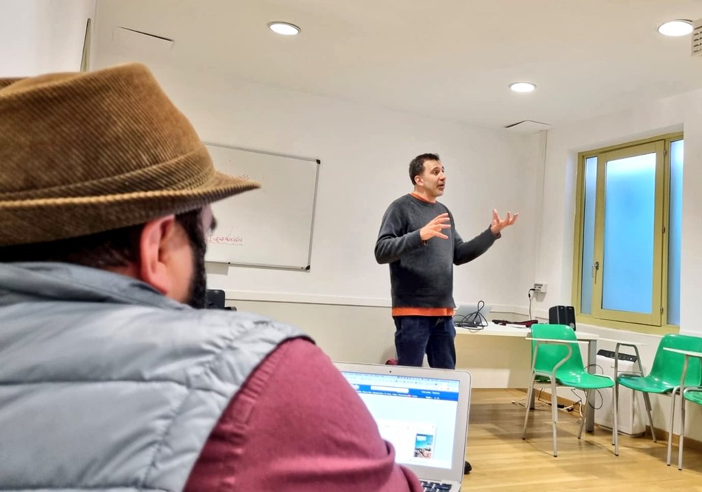 MasterguionUam's tweet photo. Seguimos en @MasterguionUam ✍️
#psicología para #guionistas con #NachoMontero, Narrativas y formas audiovisuales y escénicas con #LuisFColorado #MiguelBErrazu y #DavidMoriente, #guion #cine con #AlejoFlah, #DanielaFejerman y mucho más... https://t.co/rZcWSZbdYw