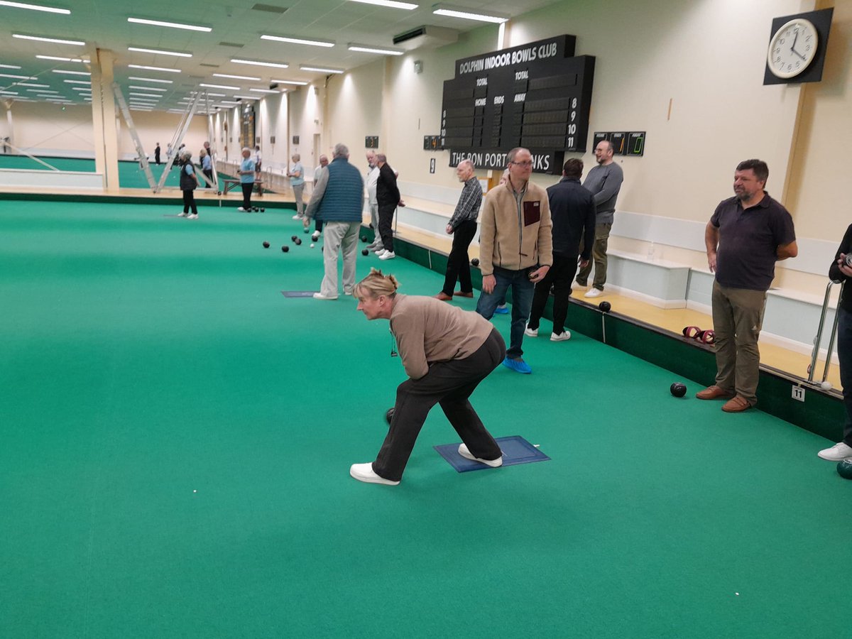 BowraFoundation's tweet photo. Check out Rae bowling without his stick!
#bowrabowls #indoorbowls #charity #neurologicaldisorder #strokesurvivor #bowrafoundation #whatsinsidematters #bowrastory #unrelentingpursuitofrecovery https://t.co/QQrF4YzSmF