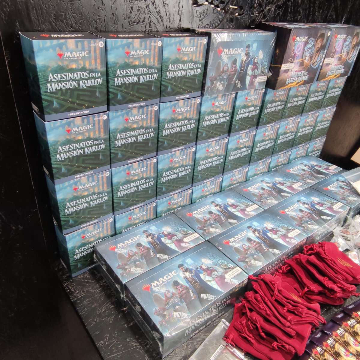 ComarcaJaen's tweet photo. 🎲🎲La mansión está preparada para sus huespedes.......¿Lo estáis vosotros?👹👹👹🎲🎲

@wizardsofthecoast 
#juegoslacomarca #lacomarcajaen #magicthegathering https://t.co/dV0RxFwdpm