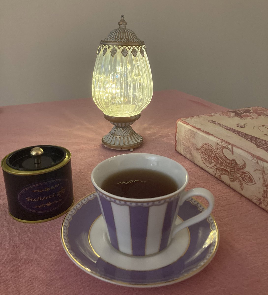 Winered3242's tweet image. こんばんは🌙

一月が終わろうとしている(早っ)
今月も 皆さんありがとうございました。

フォロワーさんも、外から来て下さる方も
通りすがりの方も
気温差に気をつけて 弱い方は 乾燥とアレルギー対策してね🤧
来月も宜しくお願いします🔯

#執事喫茶ｽﾜﾛｳﾃｲﾙﾊﾞﾀﾌﾗｲｸﾗｼｯｸ
#noritake