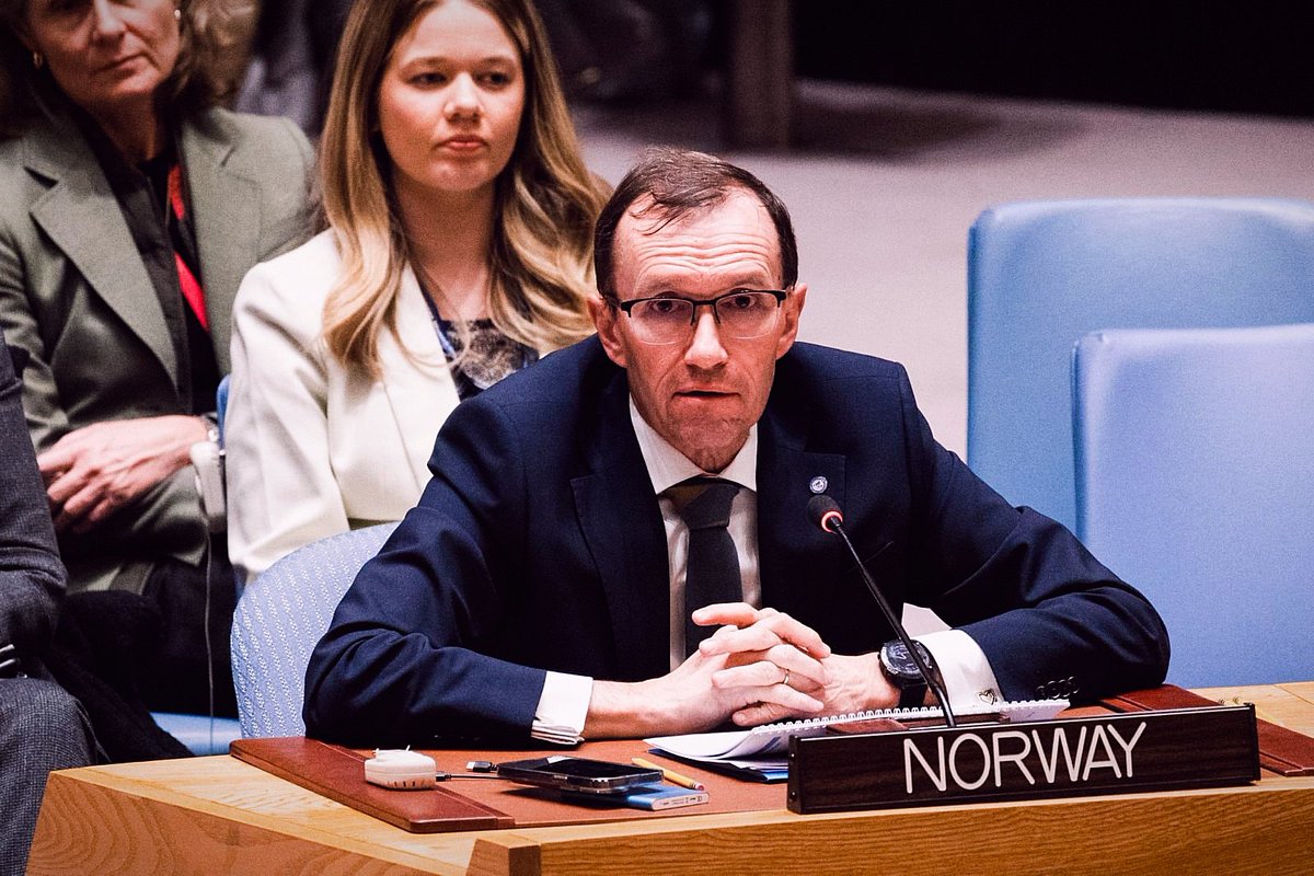 BREAKING:

⚡ 🇳🇴 Norwegian Foreign Minister:

"Countries that export weapons to Israel must evaluate whether they are contributing to potential genocide."

t.me/megatron_ron