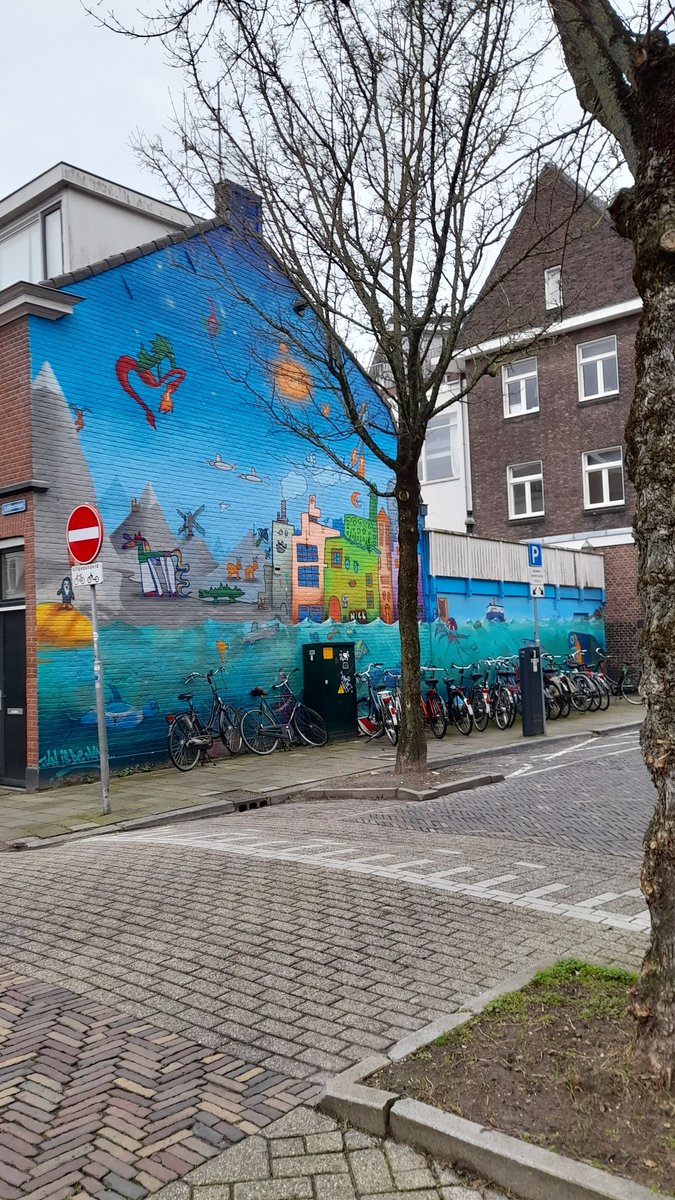 JolandaUtrecht's tweet photo. Esdoornstraat. Utrecht. Van #janisdeman https://t.co/vj9fQpIbYi