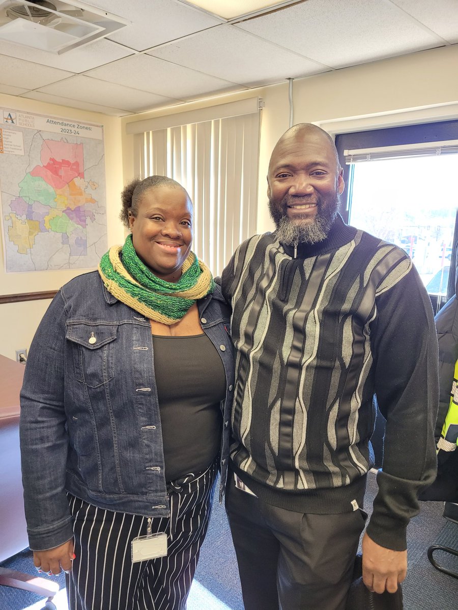 @APSTransport is grateful to @TommyMolden for coming by and giving our FT Scheduler, Dara Robinson, a token of appreciation for hard work scheduling the science fair. We'll done Dara