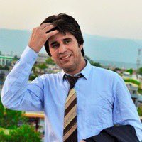 Hammad_Azhar's tweet photo. ریخان زیب خان شہید اس ملک کے تمام نوجوانوں کی علامت  تھا۔ آنکھوں میں بلند خواب اور اپنے عوام کے لئے ایک بہتر مستقبل چاہتا تھا اور اس کے کئے عملی جدوجہد کر رہا تھا۔ کرپشن اور فسطائت کو تسلیم کرنے سے انکاری تھا۔ 

إنا لله وإنا إليه راجعون https://t.co/J0dcAsDcUU