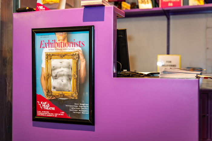 We're honoured that Exhibitionists is the first show to run at the new home of the King's Head Theatre. Take a look inside the new space....

broadwayworld.com/westend/articl… #LondonTheatre #islington #theatre 
Photos by Jake Bush