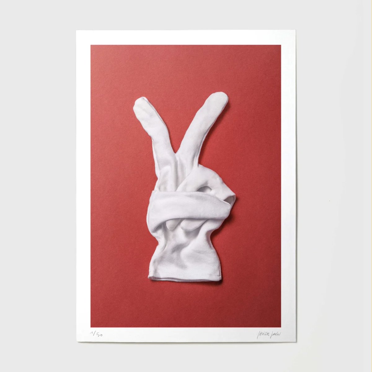 JavierJaenB's tweet photo. "The Magician" Limited edition of 50. Numbered and signed. https://t.co/cUeQVNzKq0 https://t.co/m8KrymoHsx