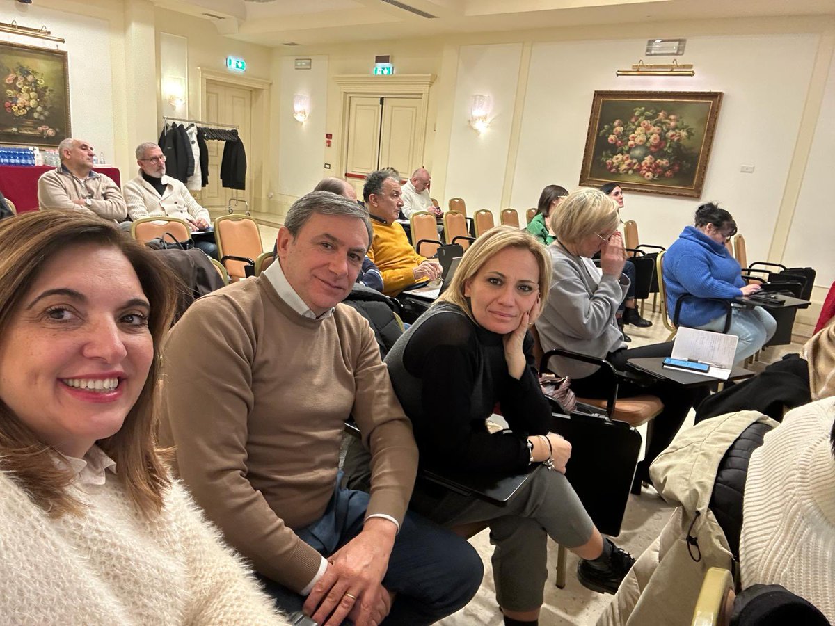 #ChefExpress Alla stretta finale la trattativa per la definizione della parte speciale del #Contratto integrativo. Sul tavolo l'introduzione di importanti novità sul piano economico e dell’organizzazione del lavoro per i circa 4.000 dipendenti