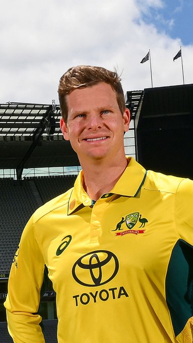 The fresh faces in the Aussie set-up are making Steve Smith feel old! 📹 Credits: Twitter/cricketcomau