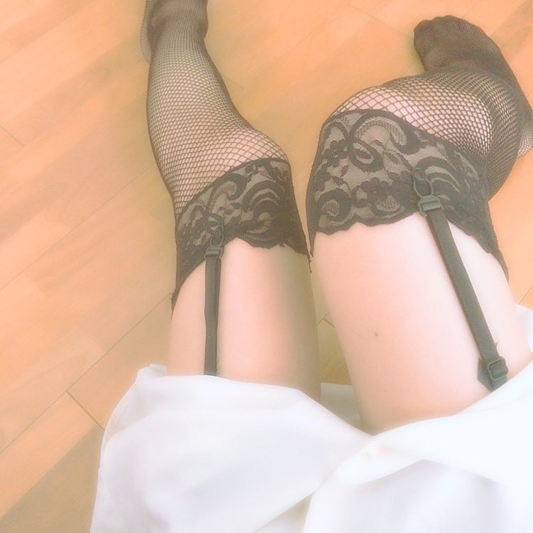 sumi_joso's tweet photo. 今さらあけおめ💕久しぶりに募集するよー

明日か明後日忘れられないような✨極上✨のフェラ体験したい人いませんか？身長体重年齢体型（できたら顔写真）DMください😍

こっちはムラムラしてるから覚悟してねー😏

#オフフェラ #フェラ #喉フェラ #人生フェラ https://t.co/0oxIOk5dEb