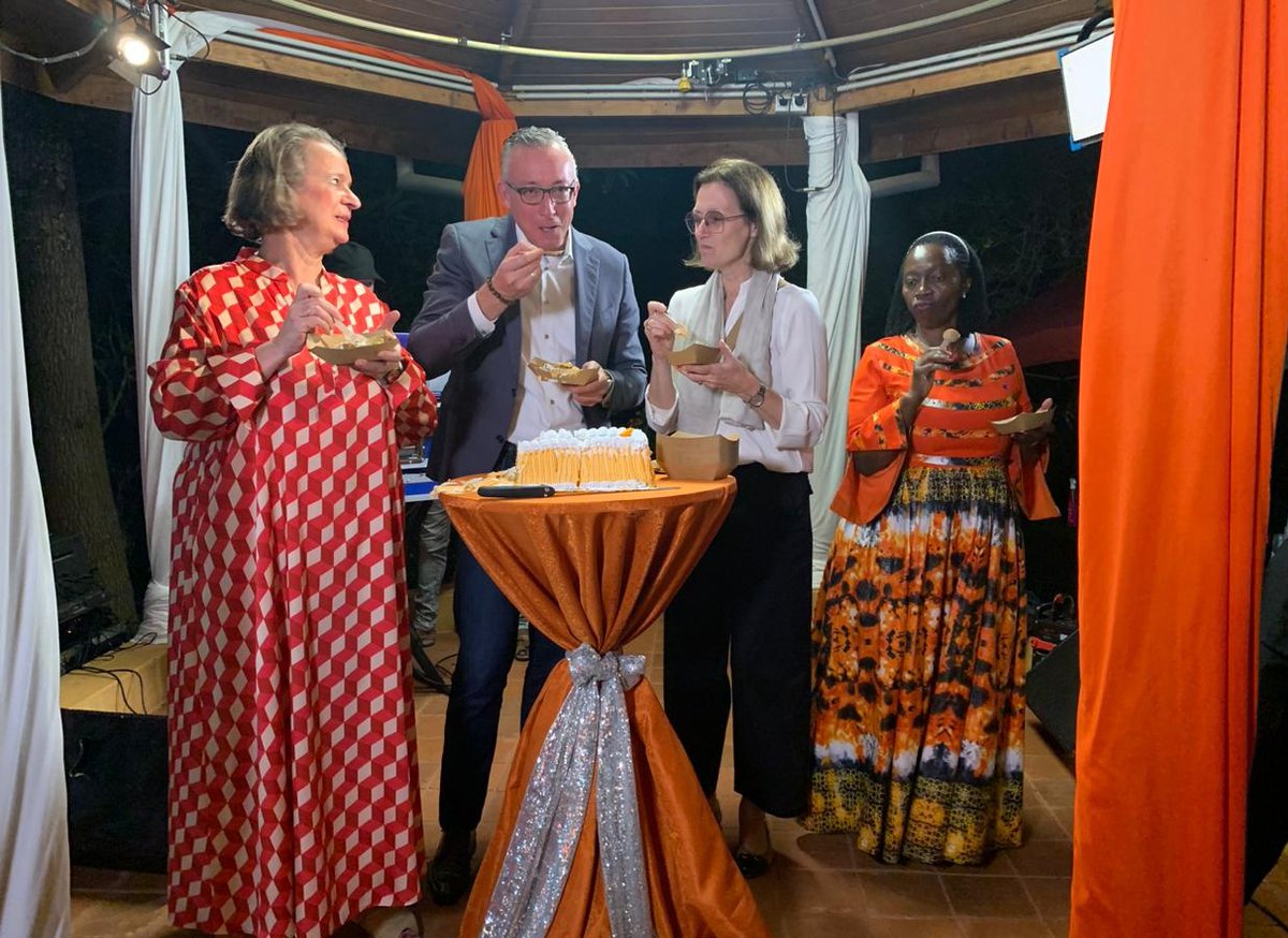 Amb Sebastian Groth 🇩🇪🇪🇺 (@diplo_jazz) on Twitter photo Karibu 🇰🇪 Bettina Schausten <a href="/schausten/">Bettina Schausten</a> and great <a href="/ZDF/">ZDF</a> team from #Mainz. Had a good discussion at 🇩🇪 residence and a very nice party <a href="/ZDFnairobi/">ZDFnairobi</a>. Na keki ilikuwa kitamu sana! <a href="/MarthaKarua/">Martha Karua SC</a> Karibu 🇰🇪 Bettina Schausten <a href="/schausten/">Bettina Schausten</a> and great <a href="/ZDF/">ZDF</a> team from #Mainz. Had a good discussion at 🇩🇪 residence and a very nice party <a href="/ZDFnairobi/">ZDFnairobi</a>. Na keki ilikuwa kitamu sana! <a href="/MarthaKarua/">Martha Karua SC</a>