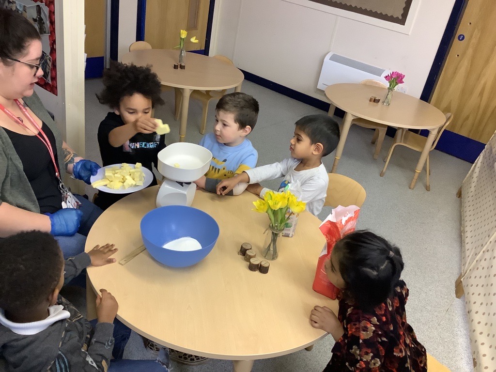 CViewNursery's tweet photo. A big welcome to our new families. January 2024 has brought lots of learning opportunities. Ask us about The Three Little Pigs, Rabbie Burns, Scots words, how to make shortbread &amp; how we worked together to make our models. #onlyatcanalview @CanalViewPSEdin https://t.co/qly13EJzhN