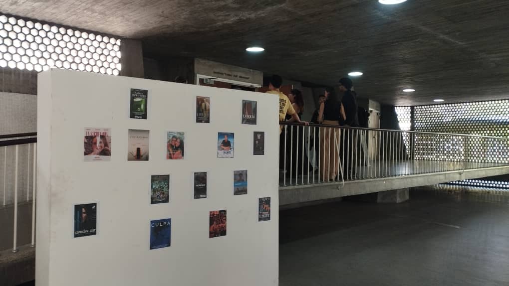 #31Ene | Comienza la cuarta muestra de cortometrajes universitarios #UCV con la proyección de 15 muestras cinematográficas en el auditorio Carlos Raúl Villanueva de @FAUUCV #UCVNoticias