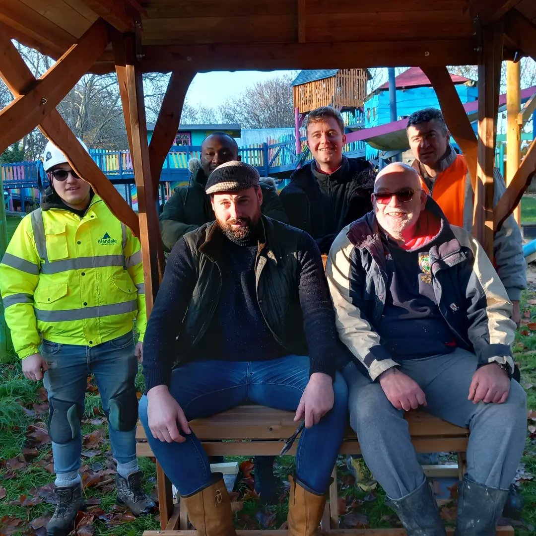 KIDSHackney's tweet photo. Our wonderful wheelchair swing is up and swinging! Here it is in action, along with the wonderful MACE volunteers who put it all together for us! Thank you again to the Charles S French Charitable Trust for the funding for this, it is a great addition to our playground😊🦼 https://t.co/9Ra93HGykc