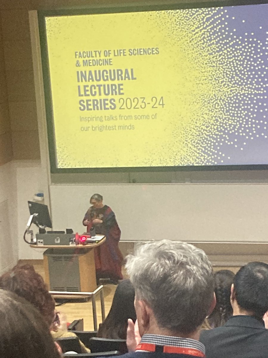 Live here at Guys listening to Professor Dhesi- sealing the deal on her professorship- great journey Jugdeep- congrats from your UCL friends @GeriSoc @POPS_GSTT @CPOC_News @sourceuclh