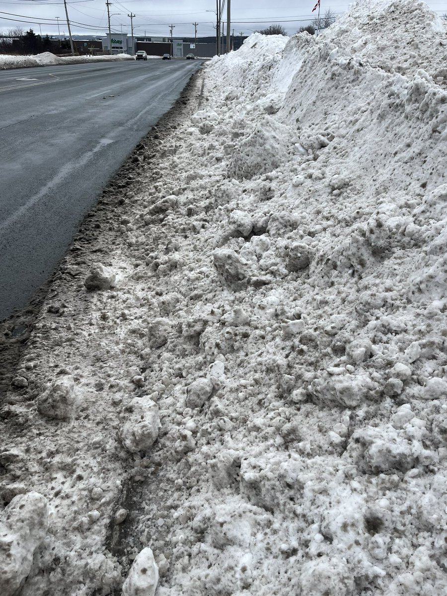 offbrancran's tweet image. Hey @townofparadise can we get some sidewalks cleared on the main road please?? Not sure how I’m supposed to get anywhere like this lol